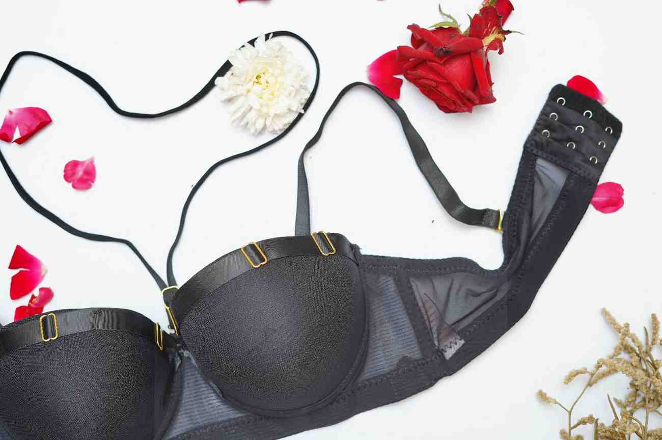 Feminique Strappy Ring Pushup Bra Panty Set