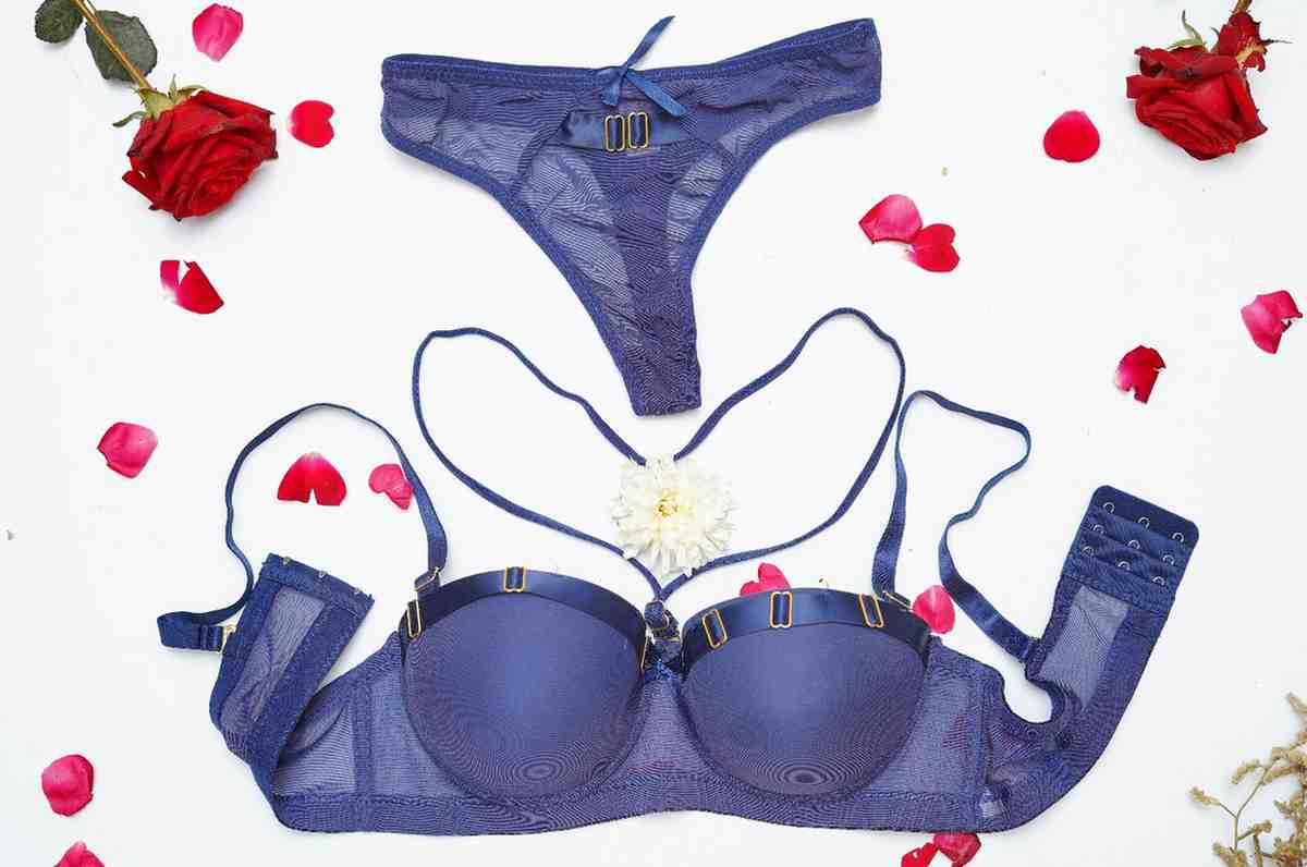 Feminique Strappy Ring Pushup Bra Panty Set