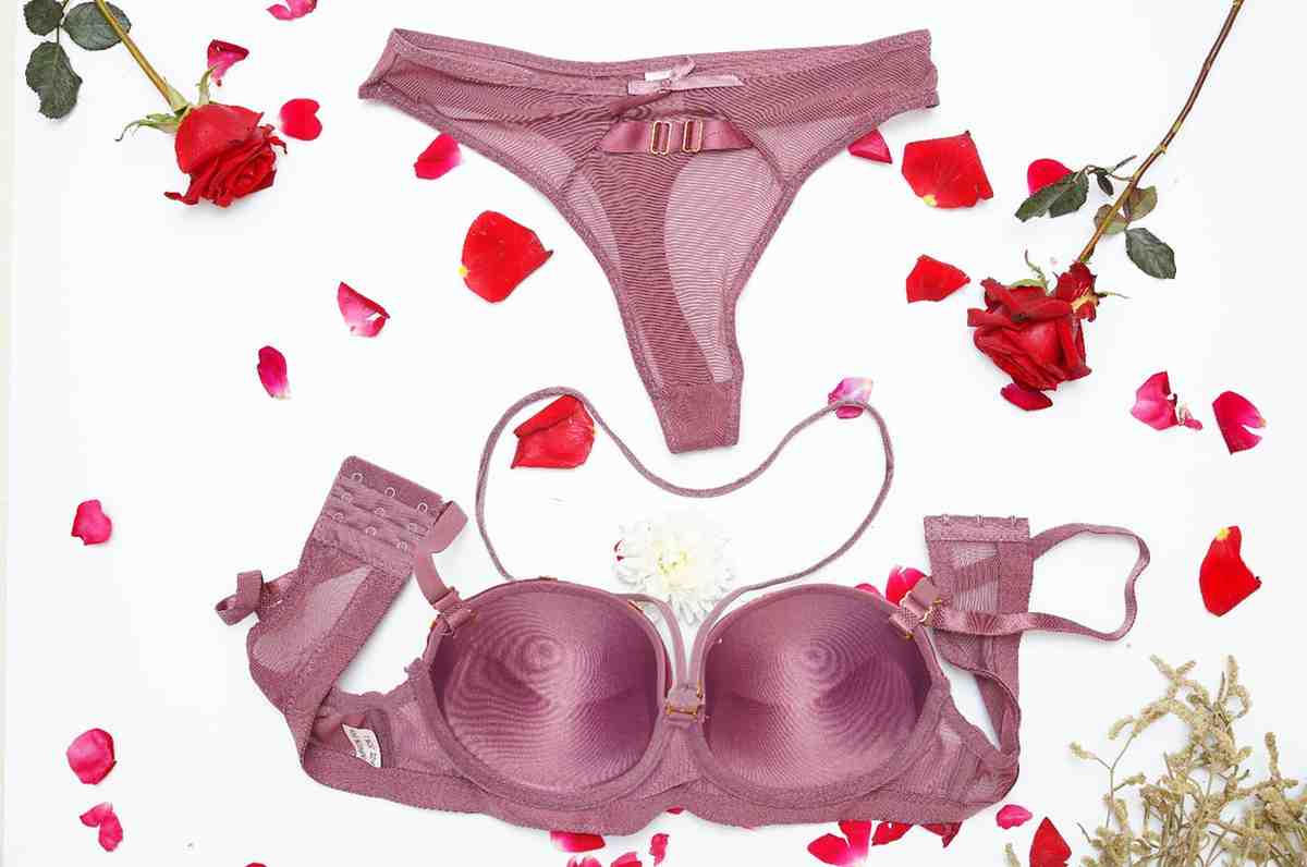 Feminique Strappy Ring Pushup Bra Panty Set