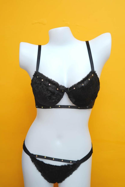 FAUX FUR ELEGANT BRA SET