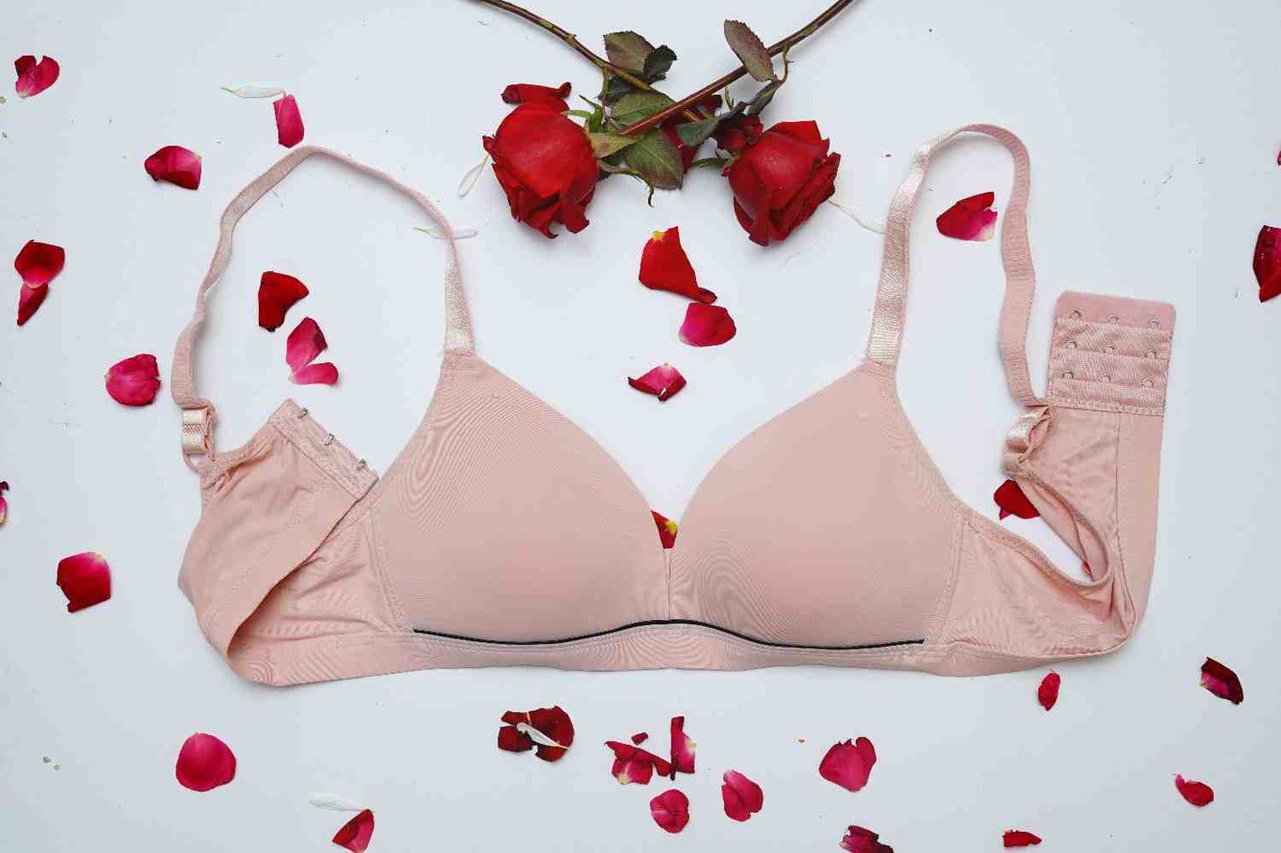 Super comfortable Pushup Seamless Light Padded T Shirt Bra