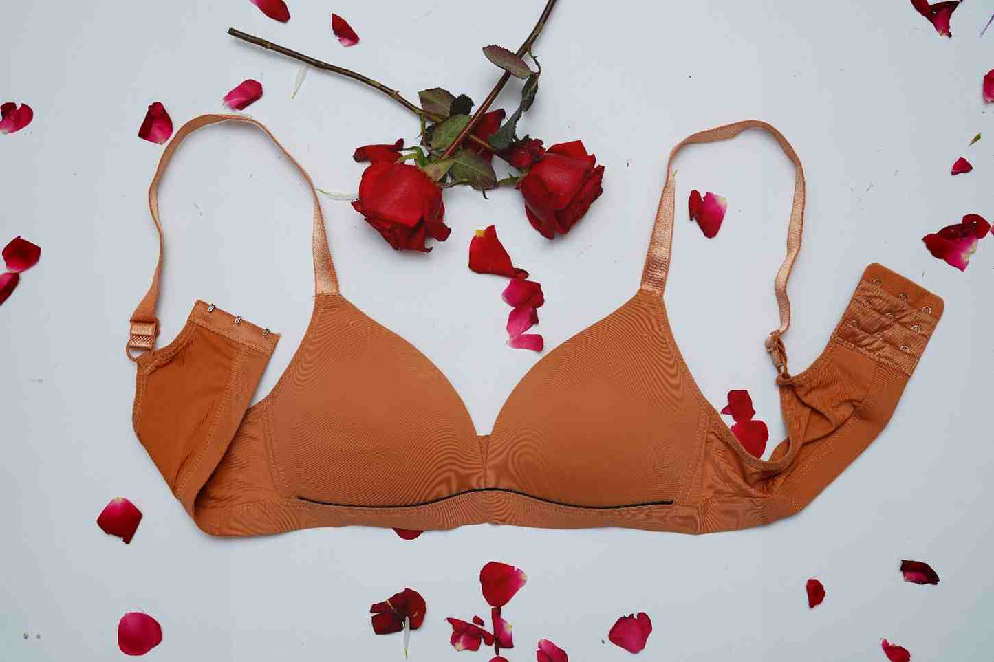 Super comfortable Pushup Seamless Light Padded T Shirt Bra