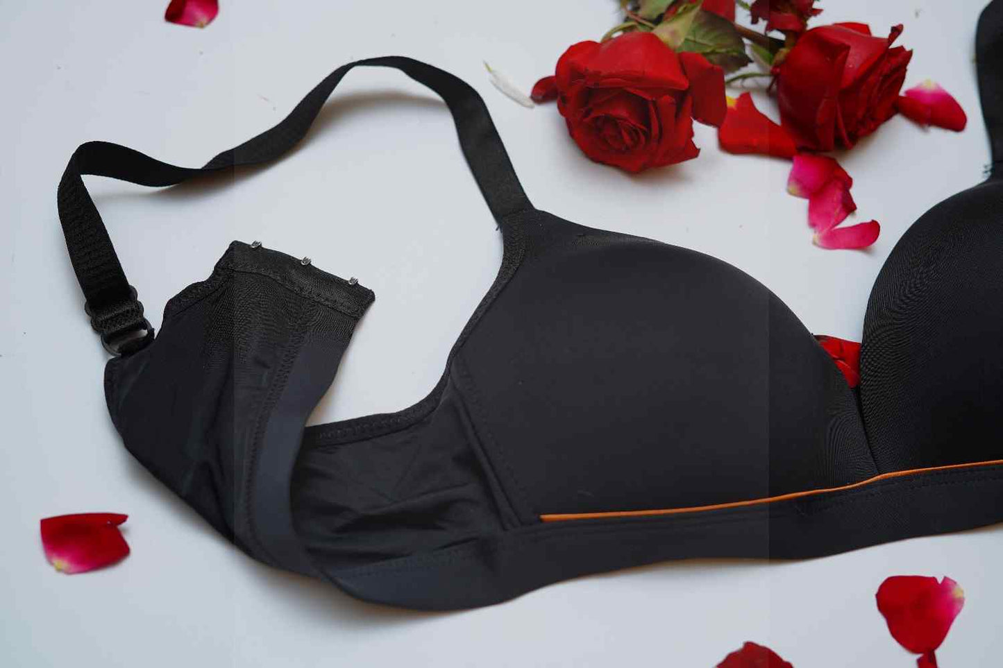 Super comfortable Pushup Seamless Light Padded T Shirt Bra