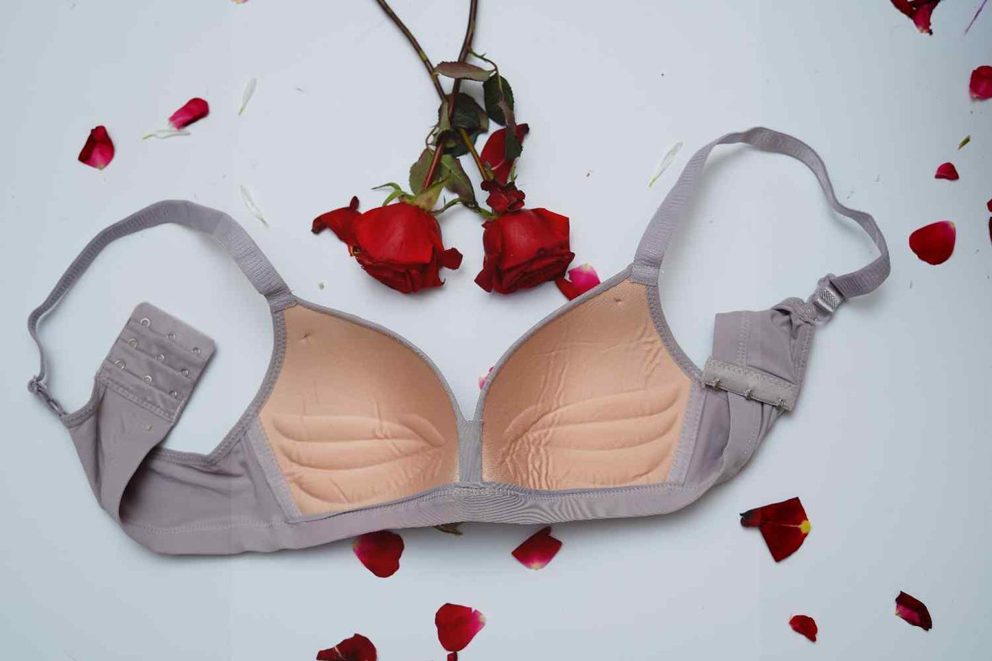 Super comfortable Pushup Seamless Light Padded T Shirt Bra