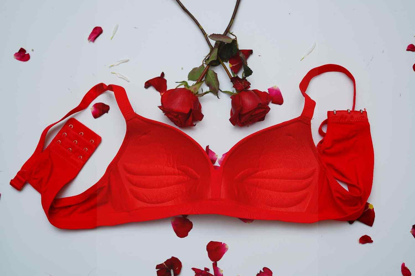 Super comfortable Pushup Seamless Light Padded T Shirt Bra