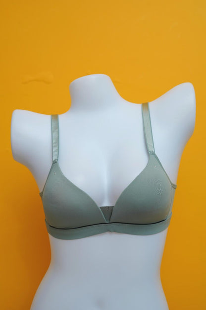 Super comfortable Pushup Seamless Light Padded T Shirt Bra