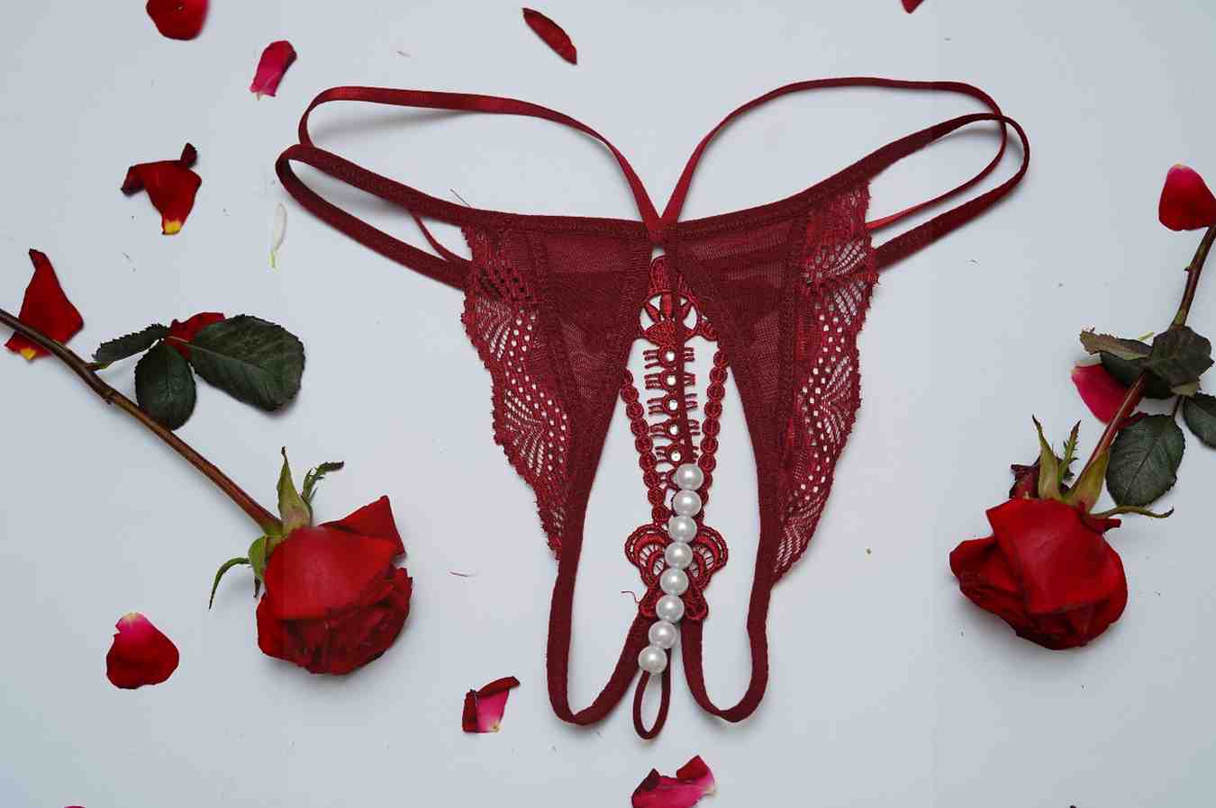 Feminique Lace women's Erotic Panties with Pearl
