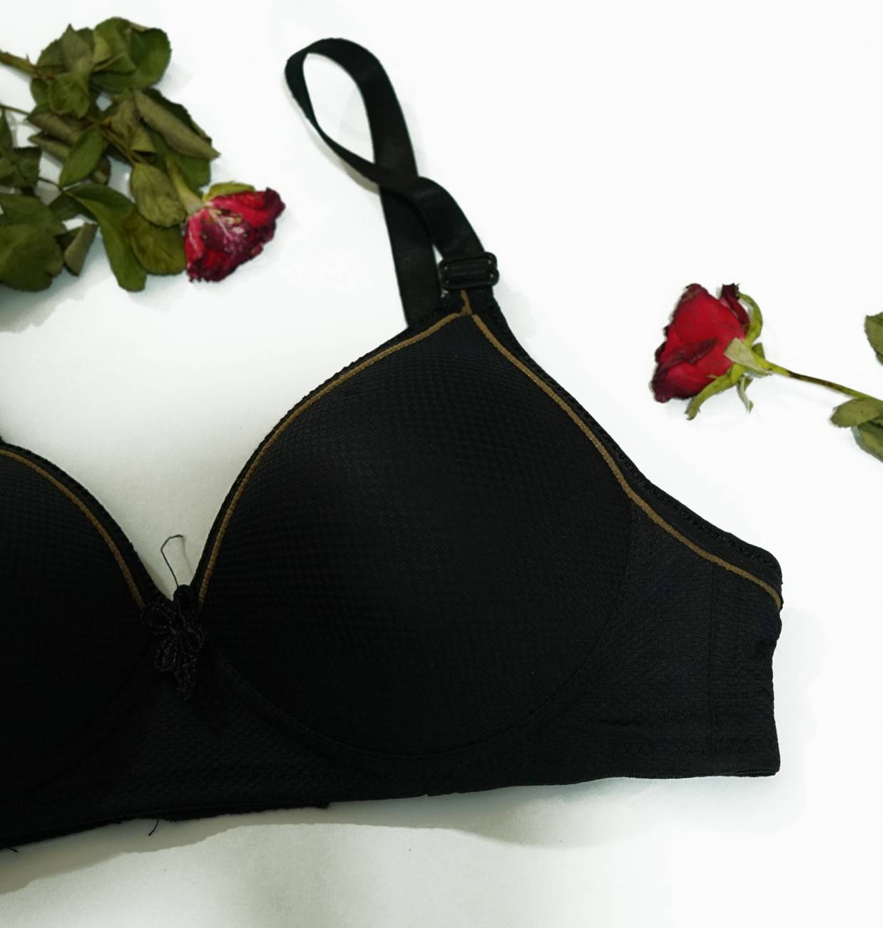 32 bra size in pakistan, full cup bra, brazer price in pakistan, foam bra 32 size, bra purchase online in pakistan, online branded bra in pakistan, online bra order in pakistan, belleza bra, 34 b,